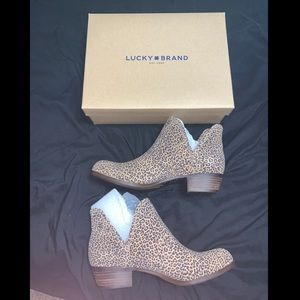 Lucky Brand Cheetah Print shoes NWT